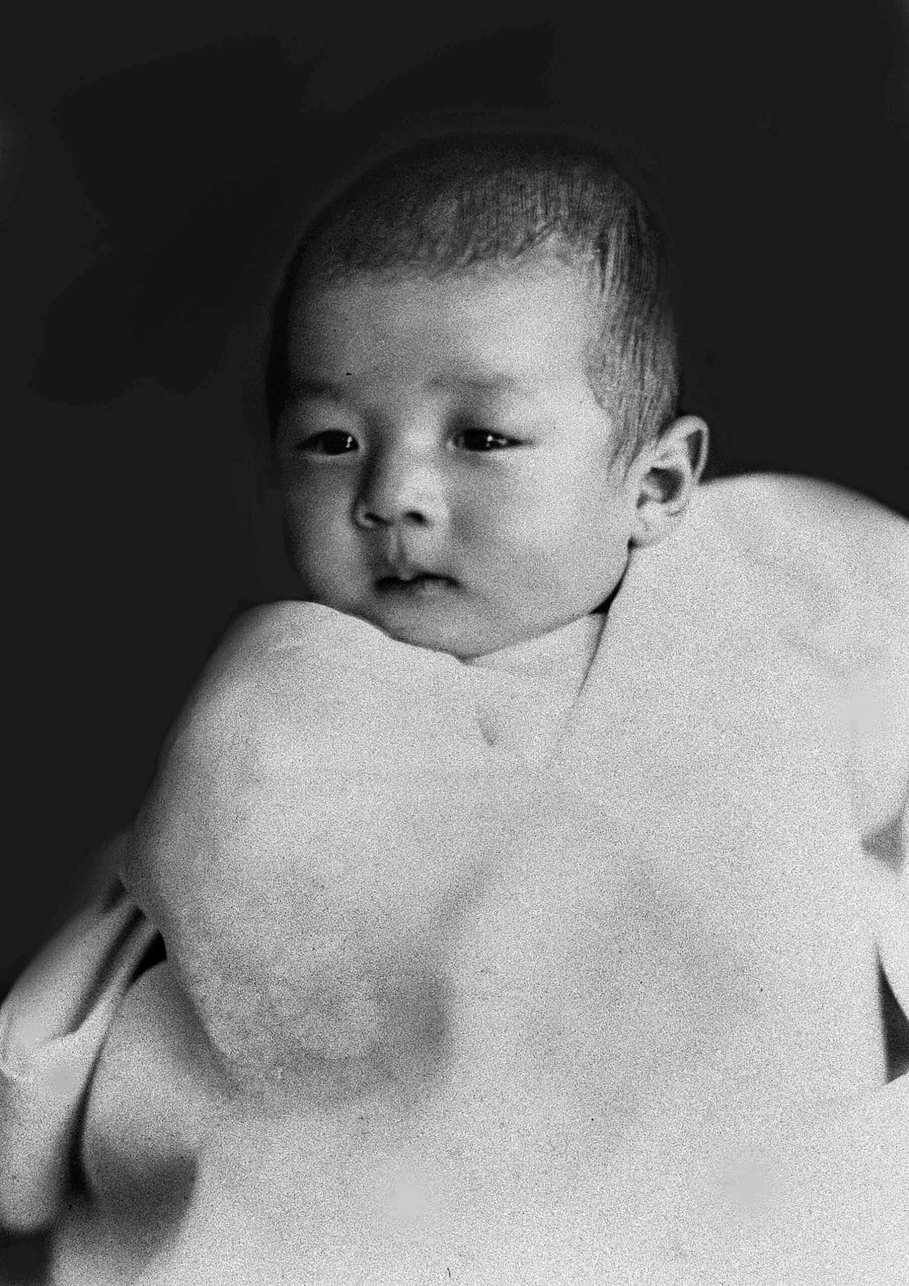 1934 оны гуравдугаар сар, бяцхан Акихито