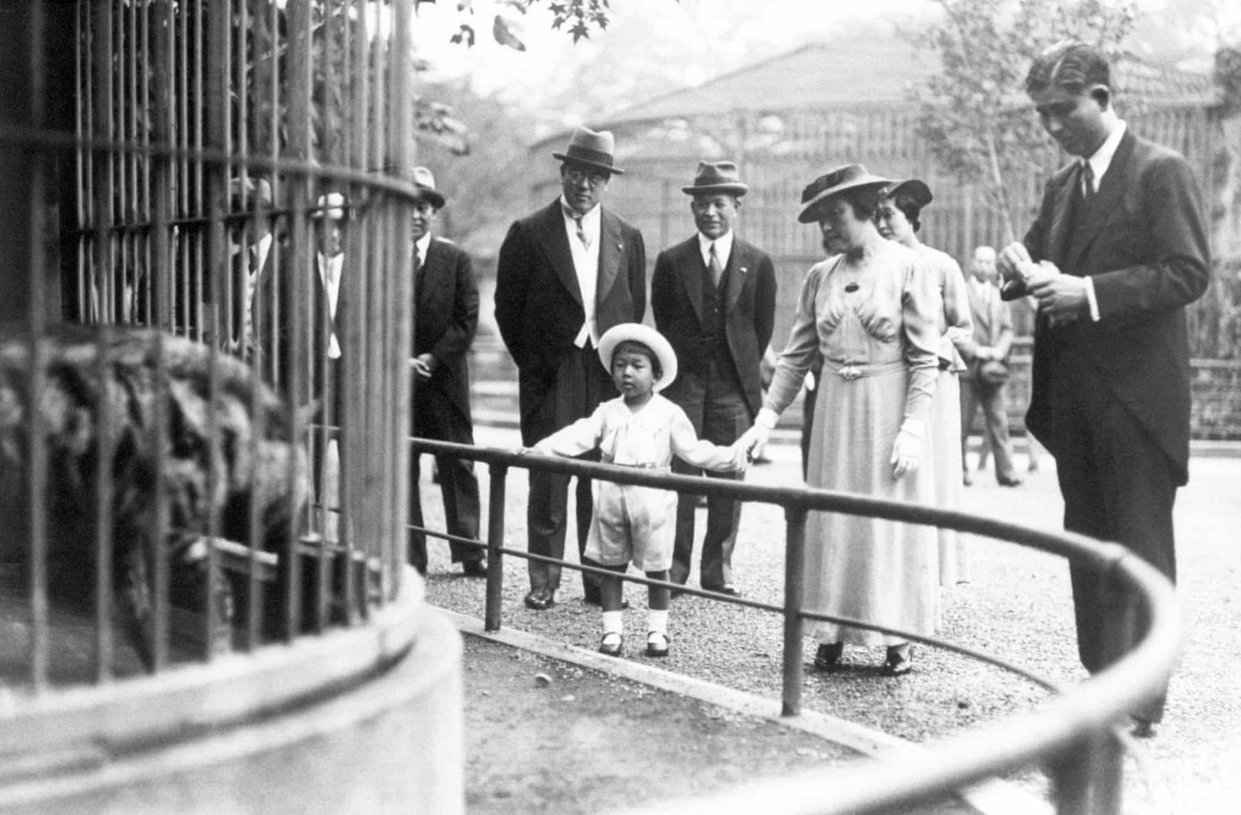 1938 оны зун, Акихито Уэно амьтны хүрээлэнд