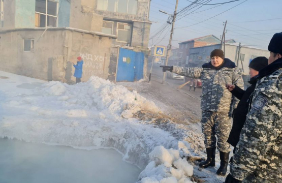 Сэлбэ голын дагуух 13 айлын хашаанд далан босгож, иргэдийн аюулгүй ...